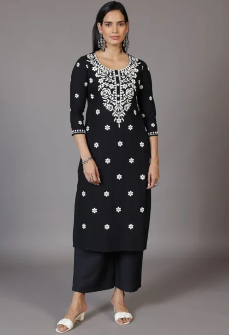 Memsaab Black Embroidered Thread Work Kurta