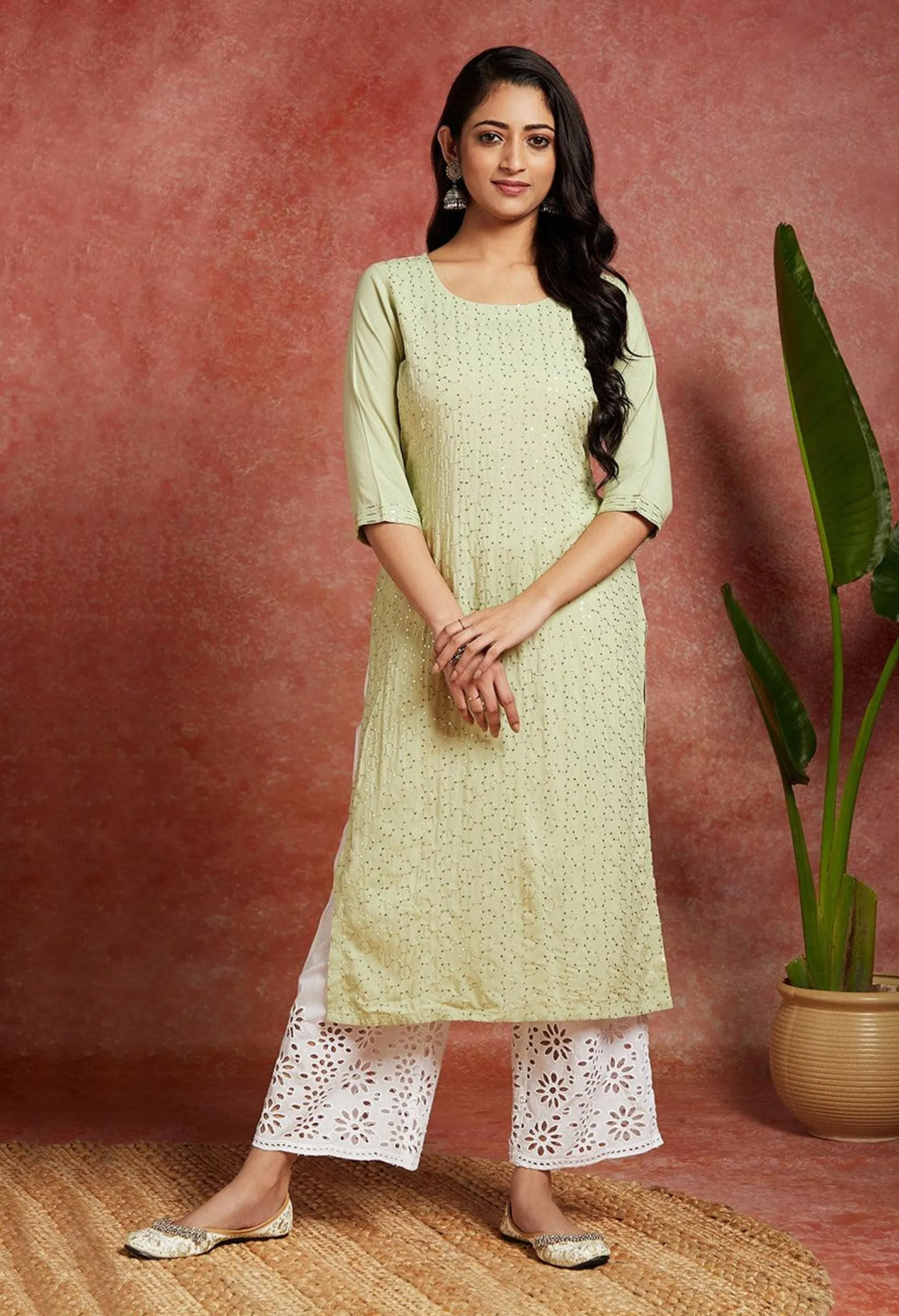 Memsaab Green Embellished Straight Kurta
