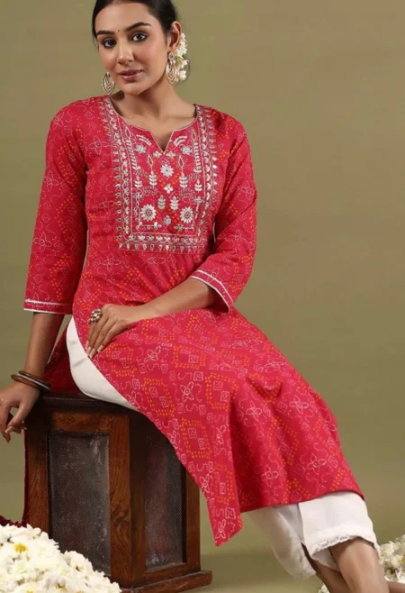 Memsaab Magenta Notched Neck Thread Work Cotton Kurta