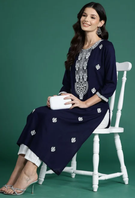 Memsaab Navy Blue Embroidered Thread Work Kurta