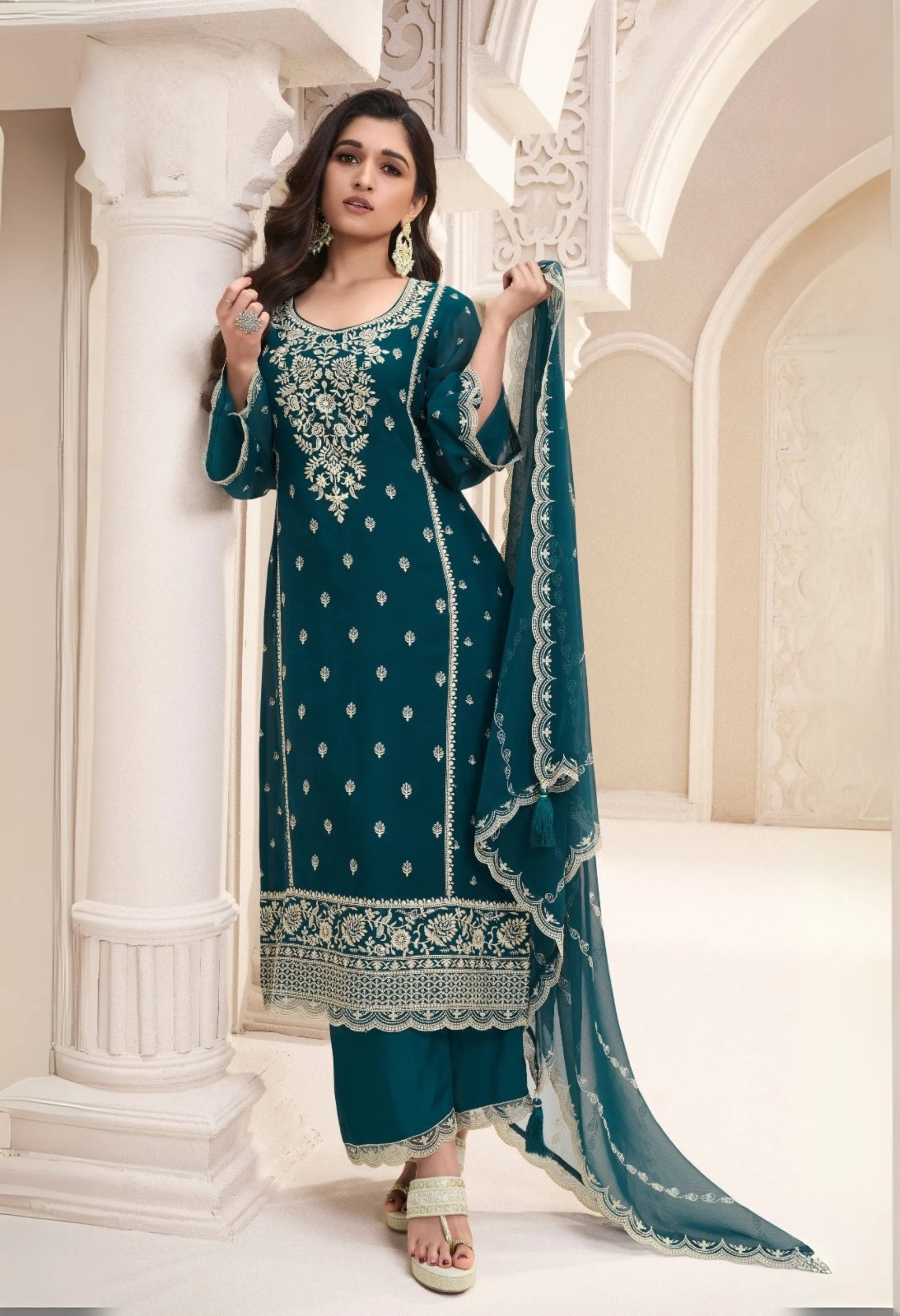 Memsaab Teal Graceful Thread Embroidered Kurta Set