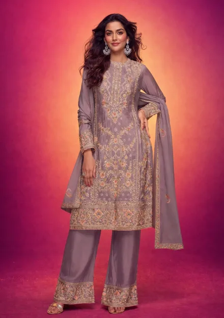 Traditional Indian Suits and Salwar Kameez